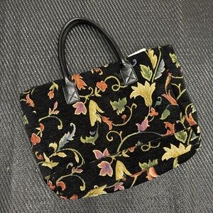 Vibrant Floral Pattern Tote Bag in Black